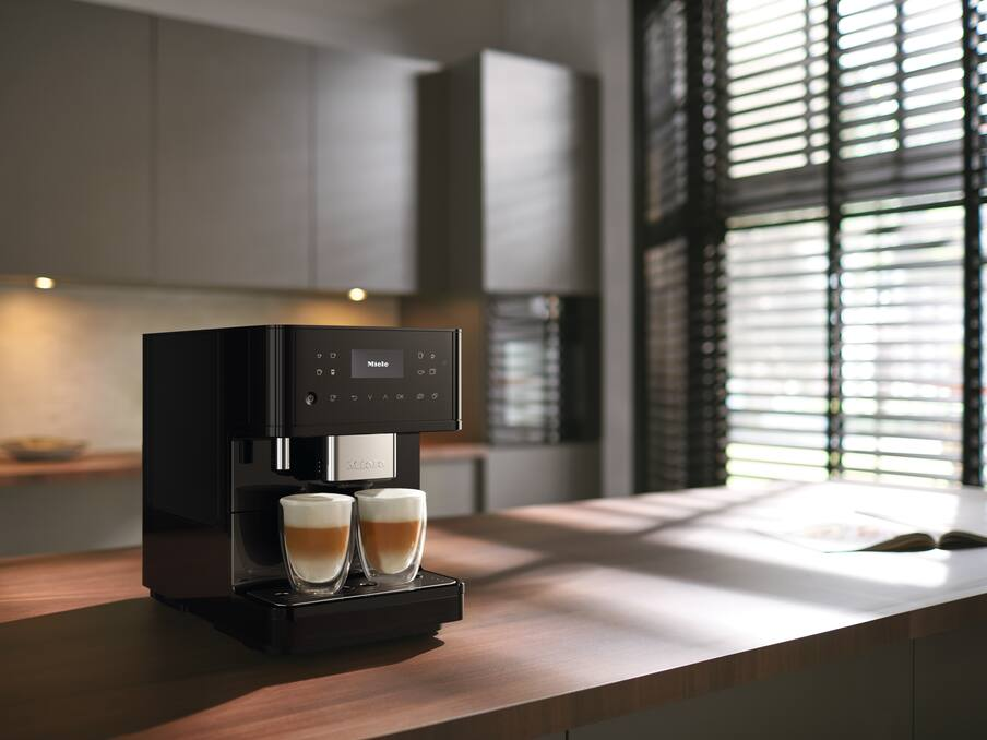 Miele CM 6160 MilkPerfection Tam Otomatik Solo Kahve Makinesi - Siyah