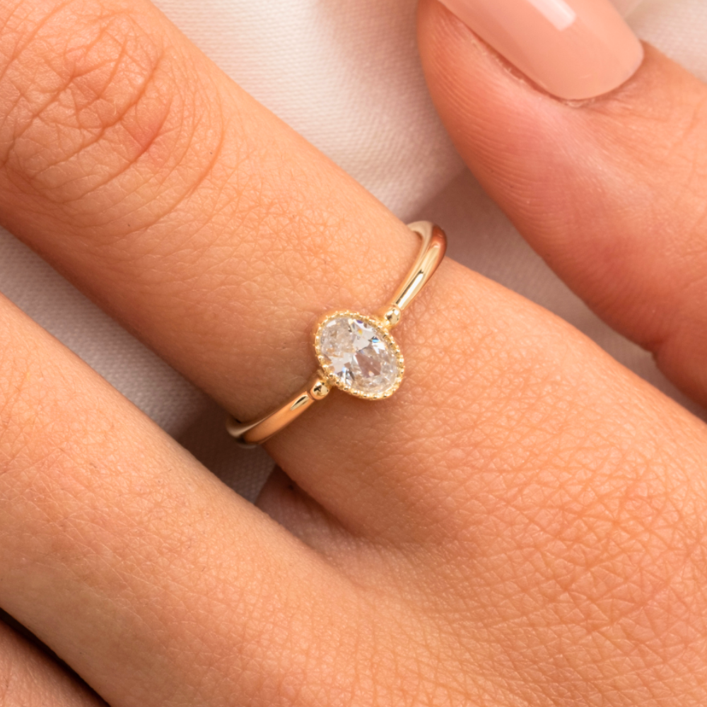 FasekGoldGÜMÜŞ0.35 Karat Signity Swarovski Taşlı Güverseli Tektaş 925 Ayar GümüşYüzük