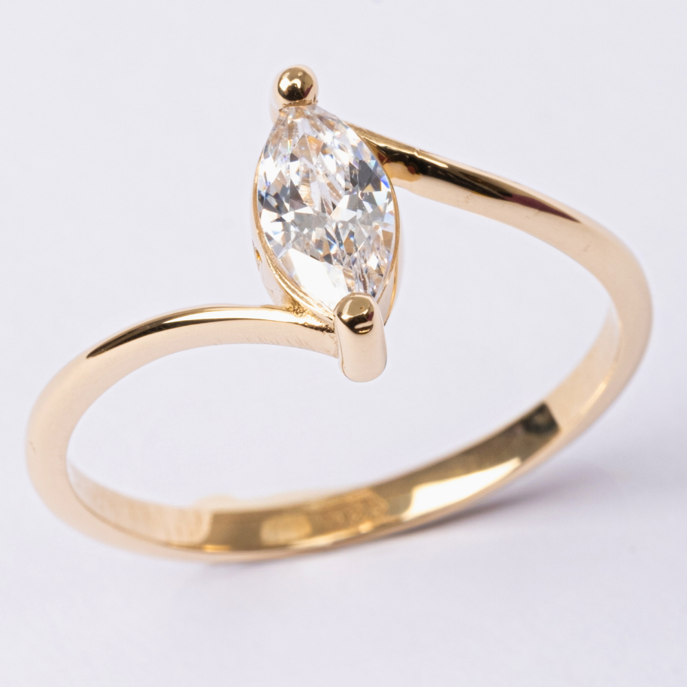 FasekGoldGÜMÜŞ0.60 Karat Mekik Signity Swarovski Taşlı Es  Pırlanta Montörü 925 Ayar Gümüş Evlilik Teklifi Yüzüğü