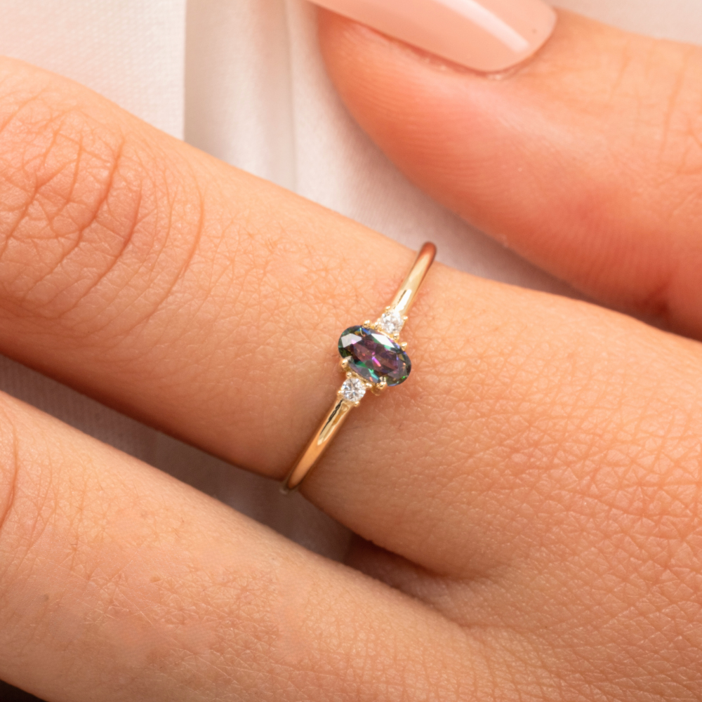 FasekGoldGÜMÜŞ0,30CT Aleksandrit 0,10 CT Pırlanta(Signty Taşlı)Minimal Oval Taşlı Tria Pırlanta Hediye Gümüş Yüzük