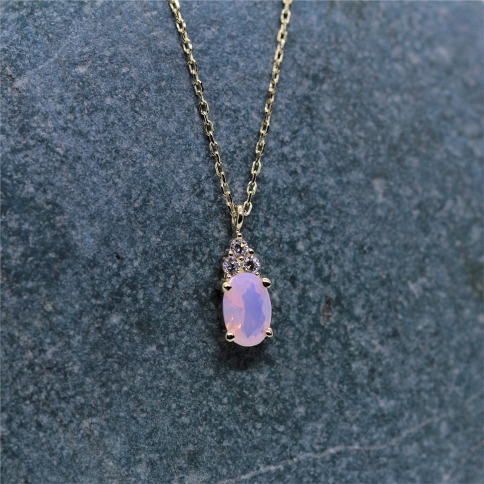 Huma GoldKOLYELER0,60 CT Pembe Quarz 0,10 CT Pırlanta(Sıgnty) Taşlı Modern Tasarım Altın Kolye-14 Ayar Hediye Altın Kolye