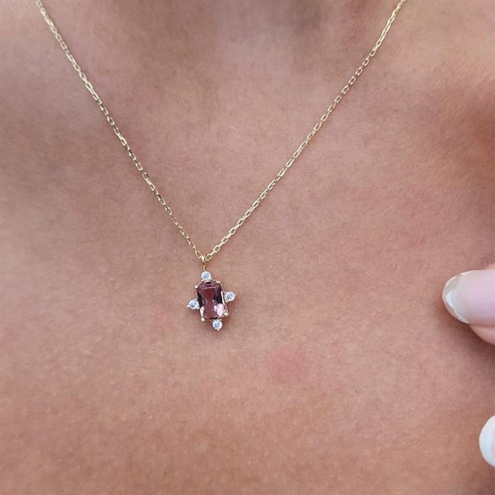 FasekGoldGÜMÜŞ1.25 CT Sultanayt 0,25 CT Pırlanta(Signty)Taşlı Dikdörtgen Tasarım Modern Tarz 925 Ayar Gümüş Kolye