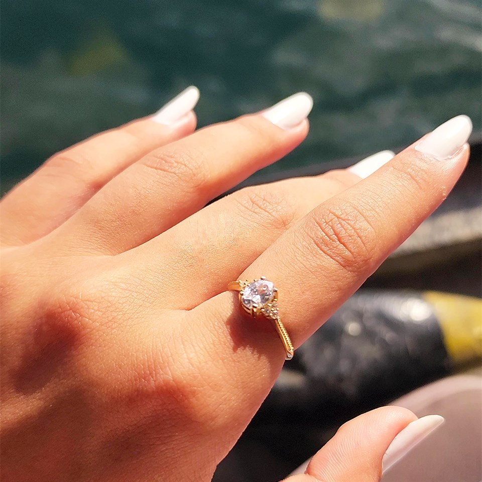 Huma GoldGÜMÜŞ1.05CT-0.20CT Pırlanta (Signty) İtalyan Kol Balık Sırtı Güverseli Evlilik Teklifi Tektaş Gümüş Yüzük