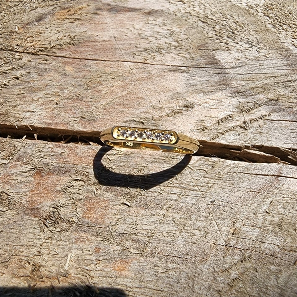 Huma GoldGÜMÜŞ925 Ayar Sarı Gümüş Yüzük-Çubuk Sıra Taşlı 0.20 Ct Pırlanta Taşlı Alyans Yüzük-Hediye Gümüş Yüzük