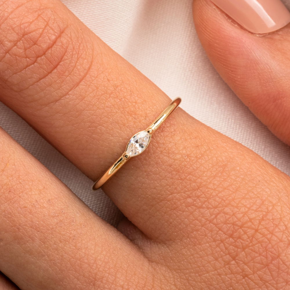 FasekGoldYÜZÜKLERAltın Yüzük - 14 Ayar Altın Markiz Swarovski Taşlı Minimal Tektaş Kadın Yüzük 