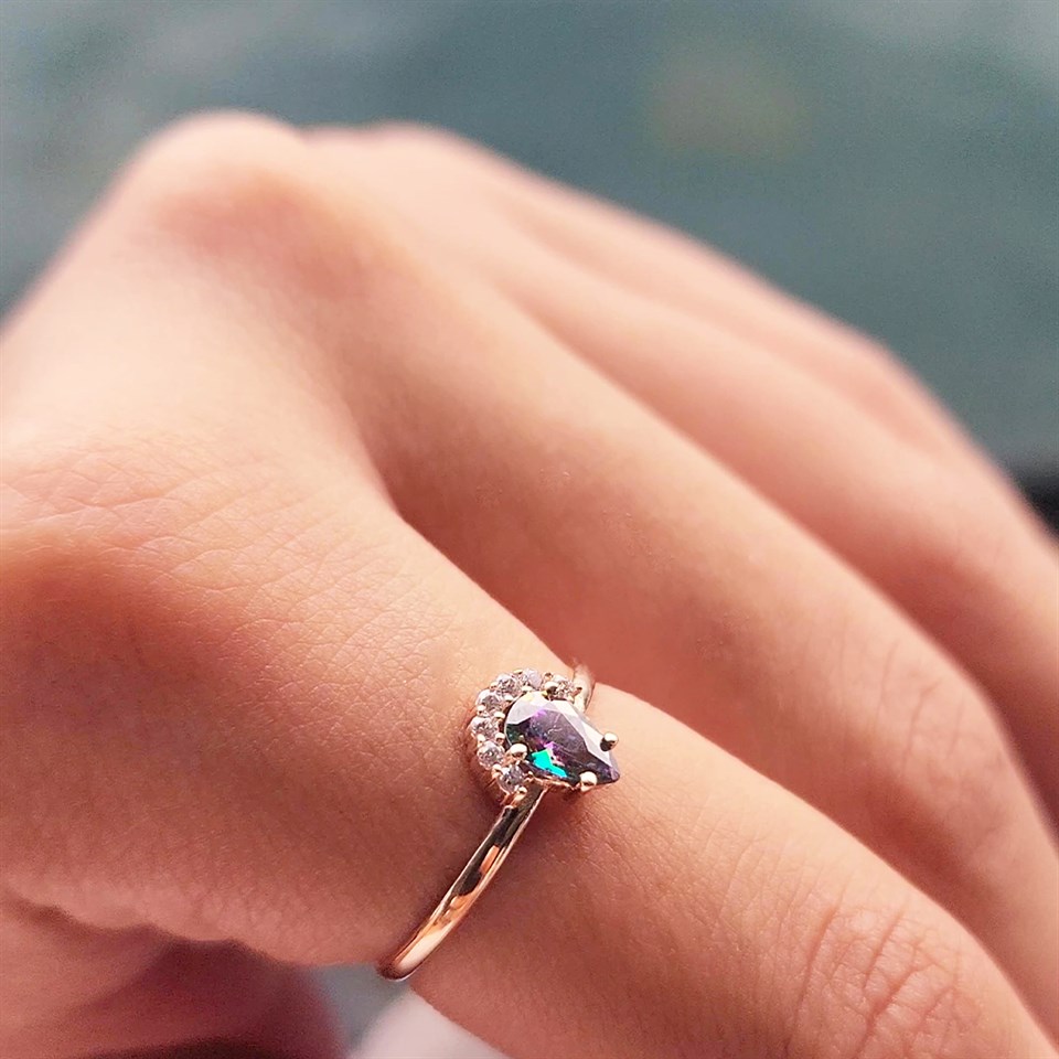Huma GoldGÜMÜŞAnna 0.48 CT Mistik Topaz Kraliyet Tacı Pırlanta Montörü 925 Ayar Kadın Yüzük-Gümüş Kraliyet Yüzük