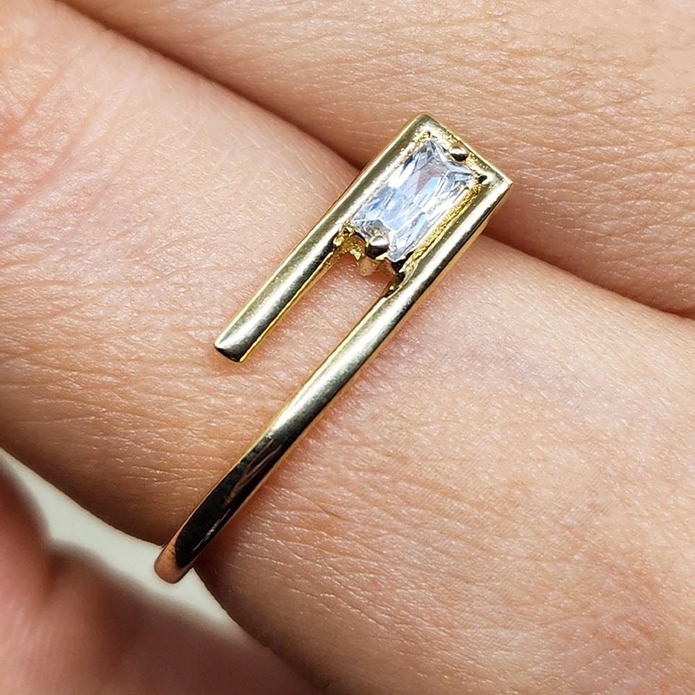 FasekGoldYÜZÜKLERBaget Altın Yüzük - 14 Ayar Altın Baget Swarovski Taşlı Kadın Yüzük - Tektaş Baget Altın Yüzük
