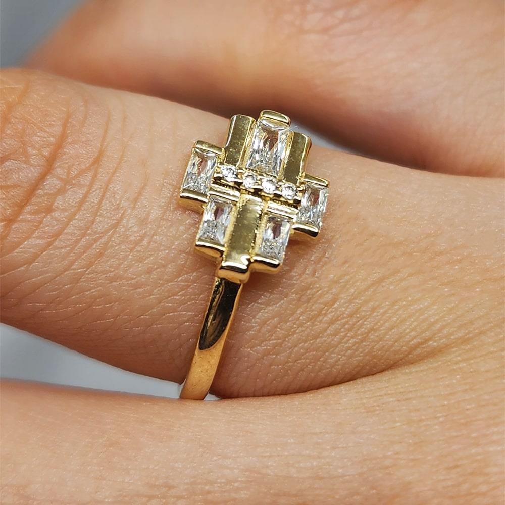 FasekGoldYÜZÜKLERBaget Altın Yüzük - 14 Ayar Altın Fantazi Swarovski Taşlı Baget Tasarım Yüzük