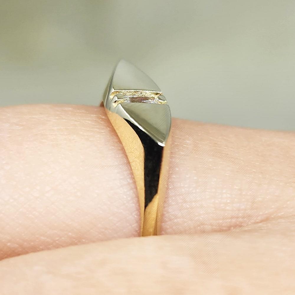 FasekGoldYÜZÜKLERBaget Altın Yüzük - 14 Ayar Altın Mekik Tasarım Swarovski Baget Taşlı Tektaş Yüzük 