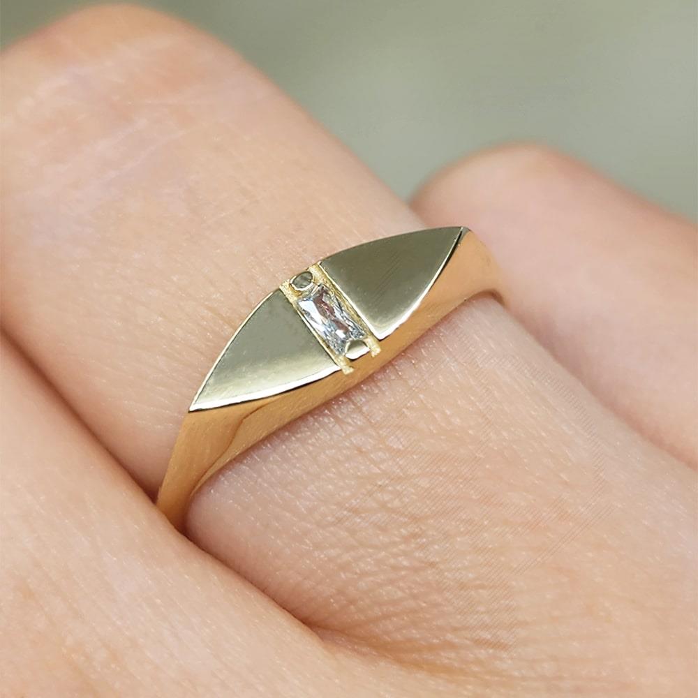 FasekGoldYÜZÜKLERBaget Altın Yüzük - 14 Ayar Altın Mekik Tasarım Swarovski Baget Taşlı Tektaş Yüzük 