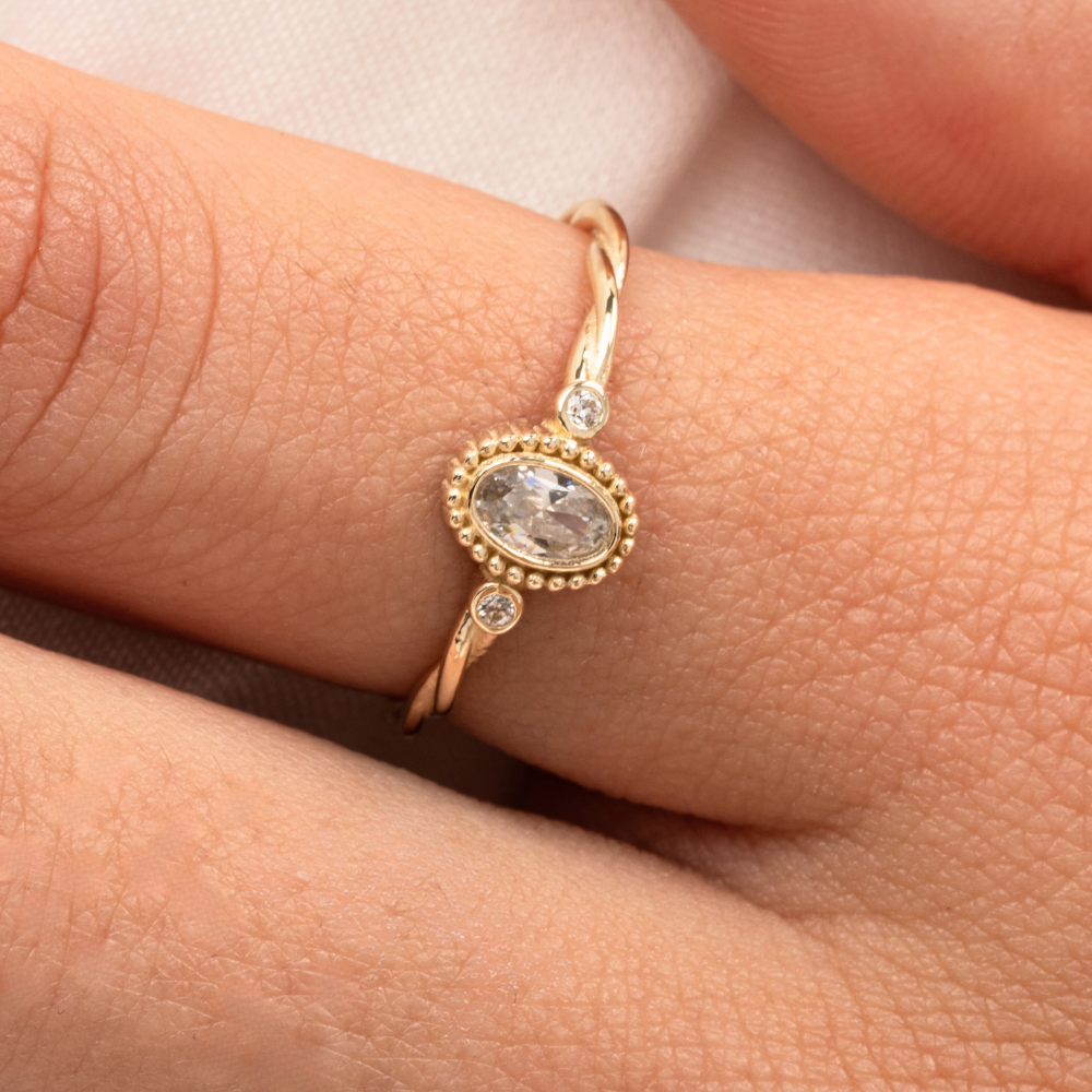 FasekGoldGÜMÜŞGümüş Yüzük - 0.50 Karat Swarovski Taşlı Modern Tasarım 925 Ayar Gümüş Evlilik Teklifi Yüzüğü