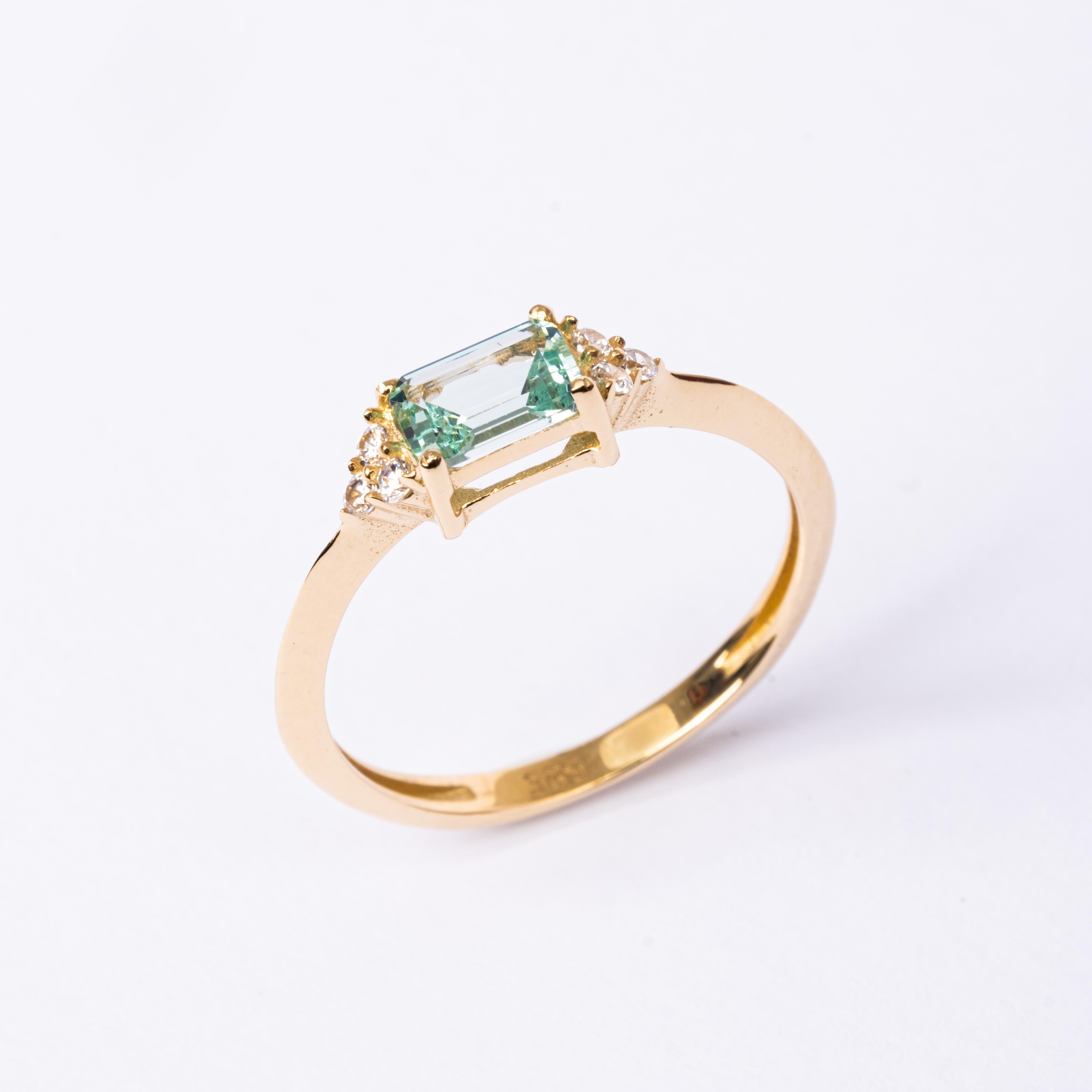 FasekGoldGÜMÜŞGümüş Yüzük - Green Topaz Taşlı Zümrüt Kesim Modern Tasarım 925 Ayar Gümüş Yüzük