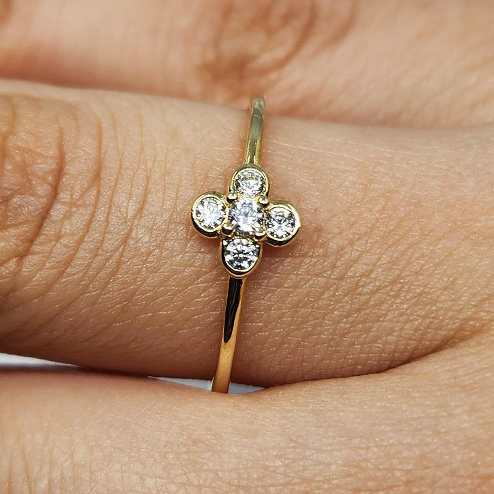 FasekGoldYÜZÜKLERMinimal Altın Yüzük - 14 Ayar Altın Minimal Papatya Swarovski Taşlı Yüzük - Papatya Altın Yüzük