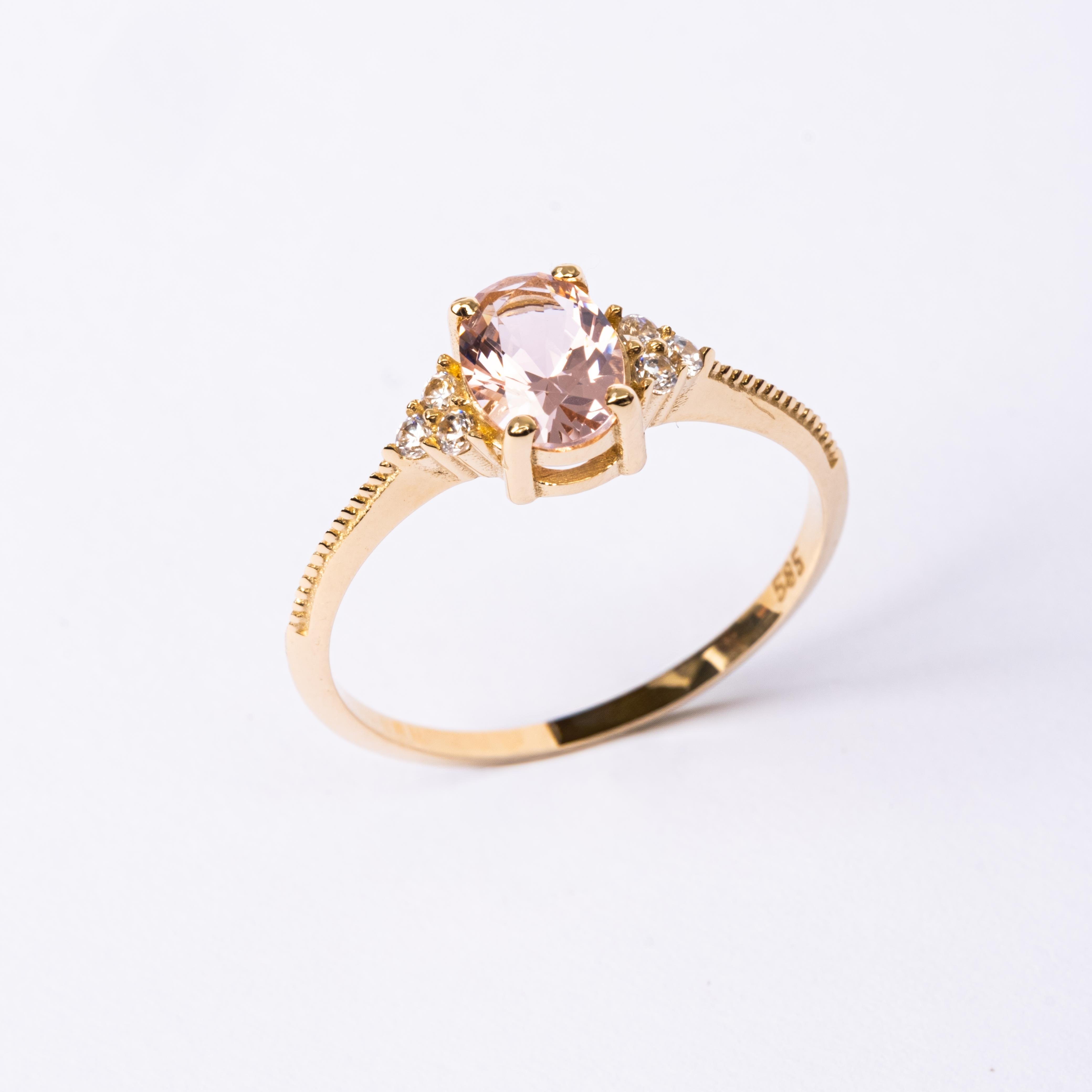 FasekGoldGÜMÜŞOval Kesim Pembe Safir Yan Zirkon Taşlı Tektaş Modern 925 Ayar Gümüş Kadın Yüzük Günlük-Hediyelik