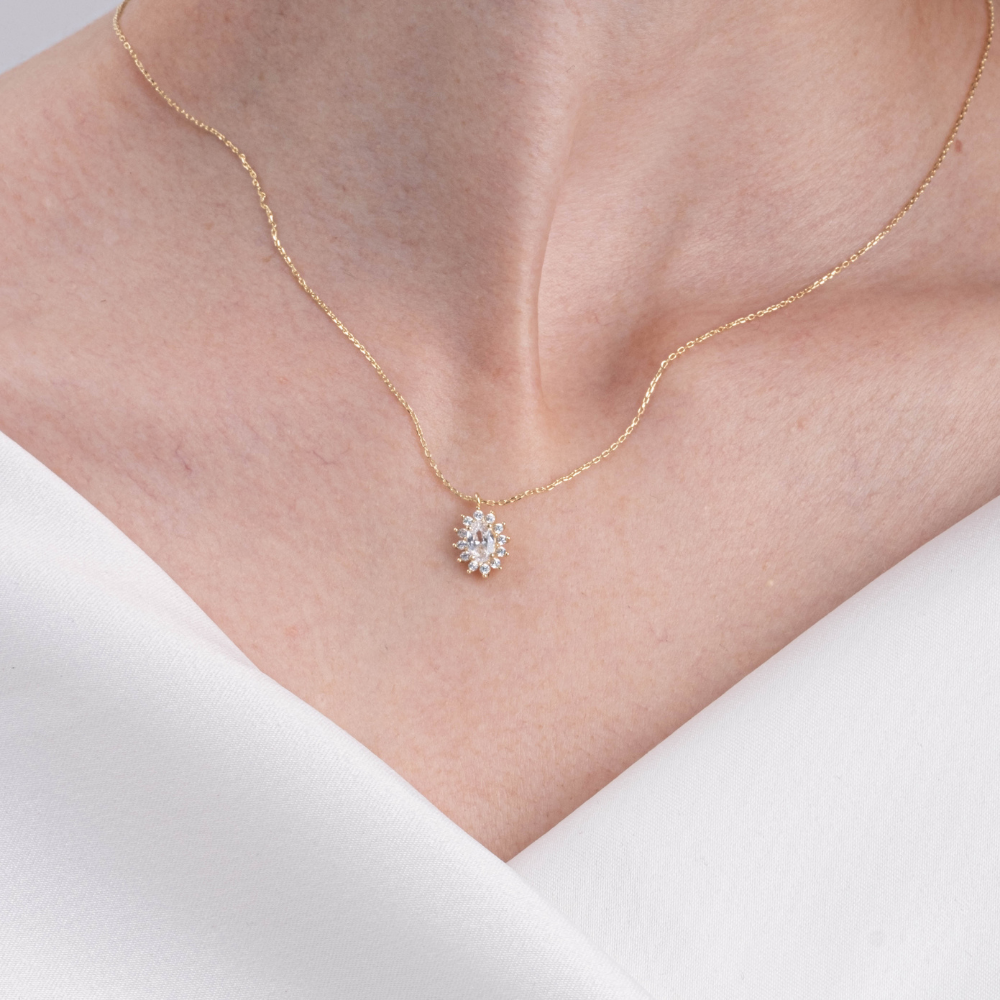 FasekGoldKOLYELERSignity (Zirkon) 0.90 Karat Anturaj Modern Tasarım 14 Ayar Altın Kolye