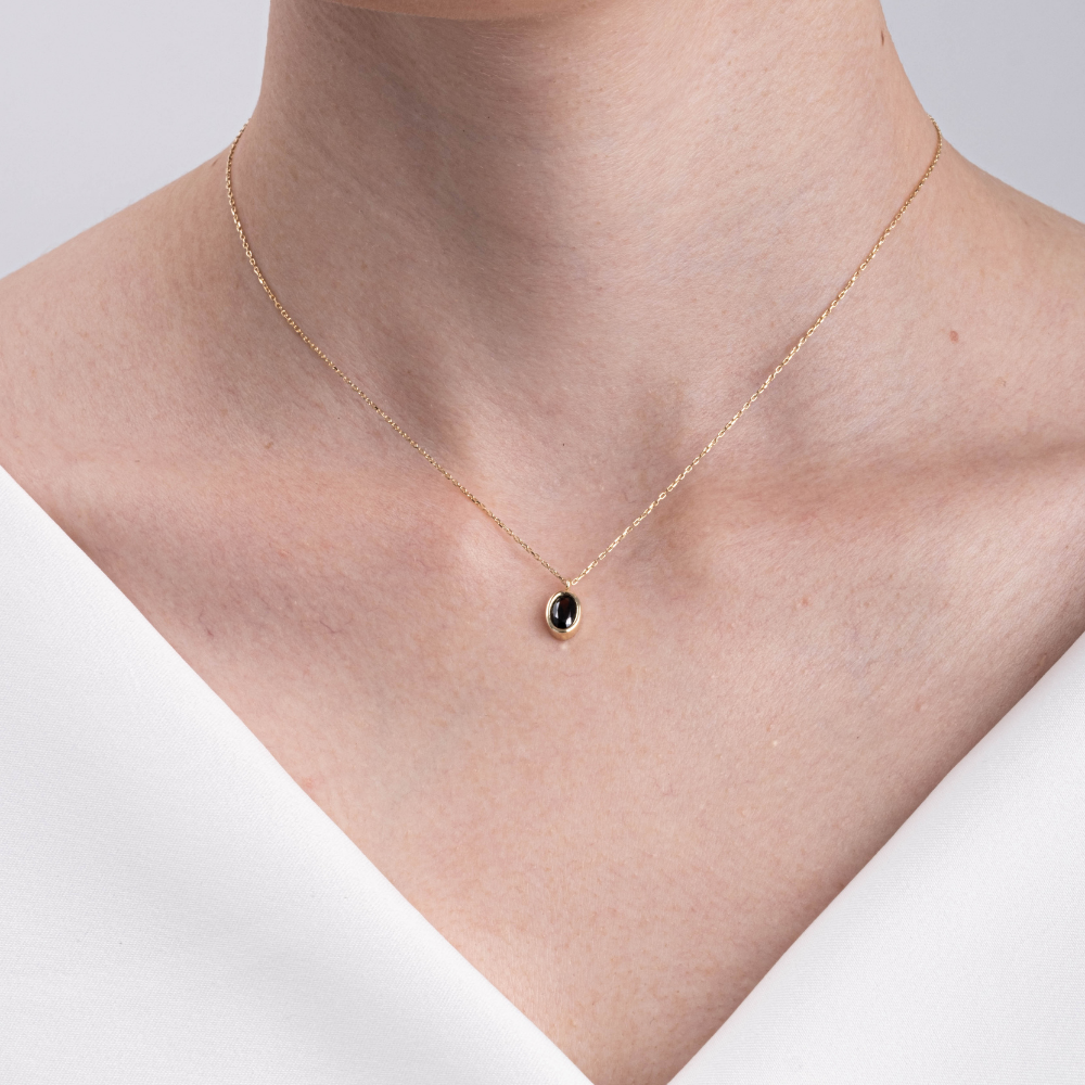FasekGoldKOLYELERSmoky Taşlı Oval Çerçeveli Sade Minimal Tasarım Tarz 14 Ayar Altın Kolye 