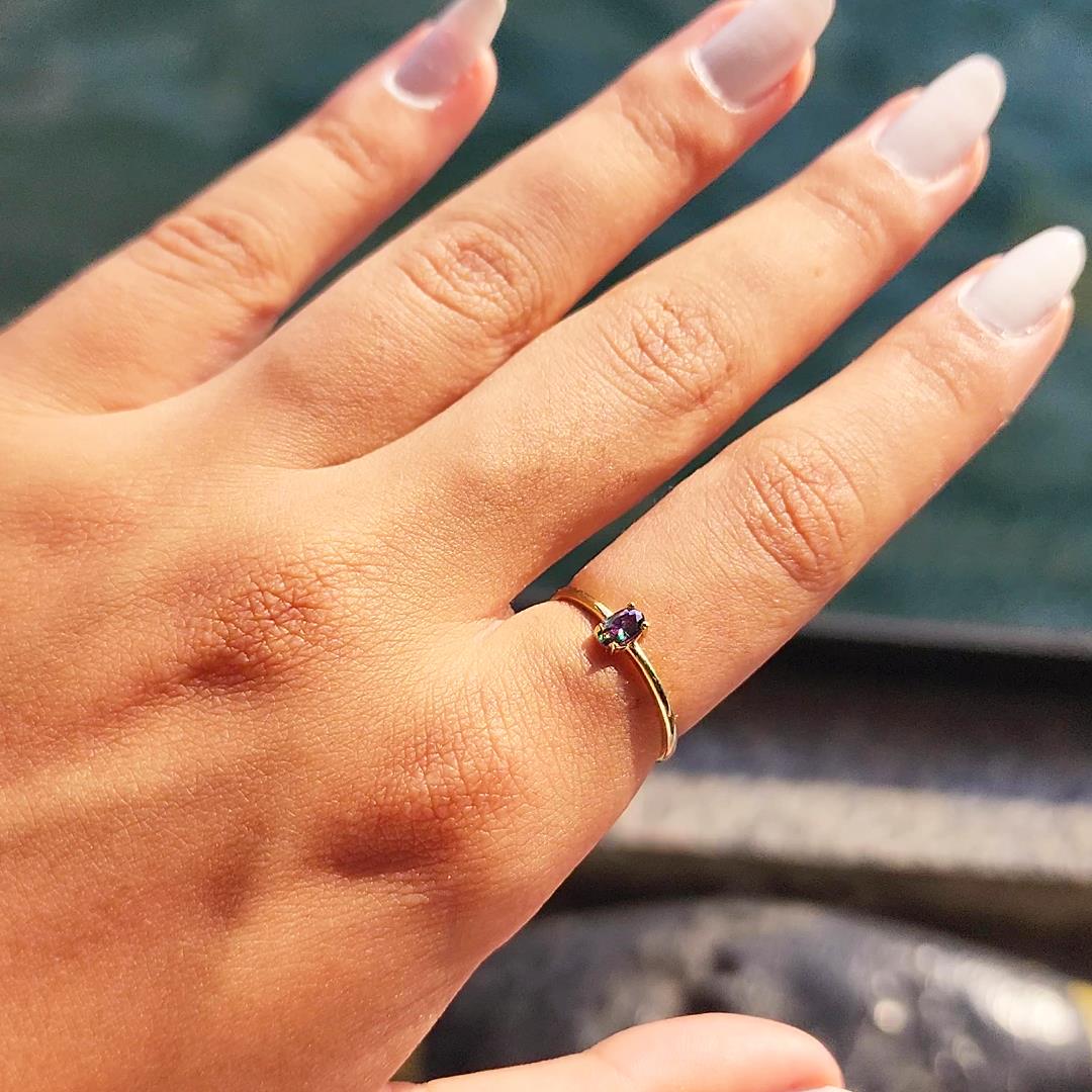 FasekGoldYÜZÜKLERTektaş Altın Yüzük - 14 Ayar Altın 0.30 Karat Oval Mistik Topaz Taşlı Minimal Tek Taş Yüzük