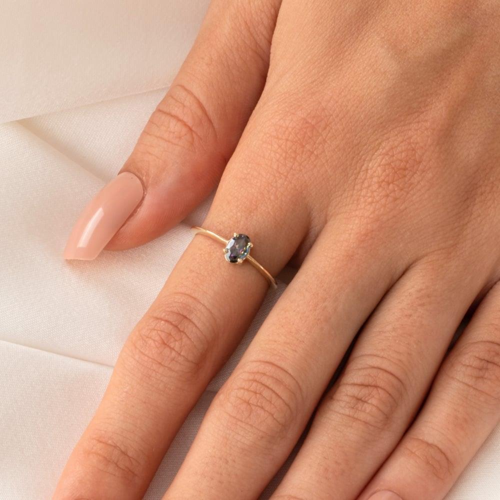 FasekGoldYÜZÜKLERTektaş Altın Yüzük - 14 Ayar Altın 0.90 Karat Oval Mistik Topaz Taşlı Yüzük - Tek Taş Altın Yüzük