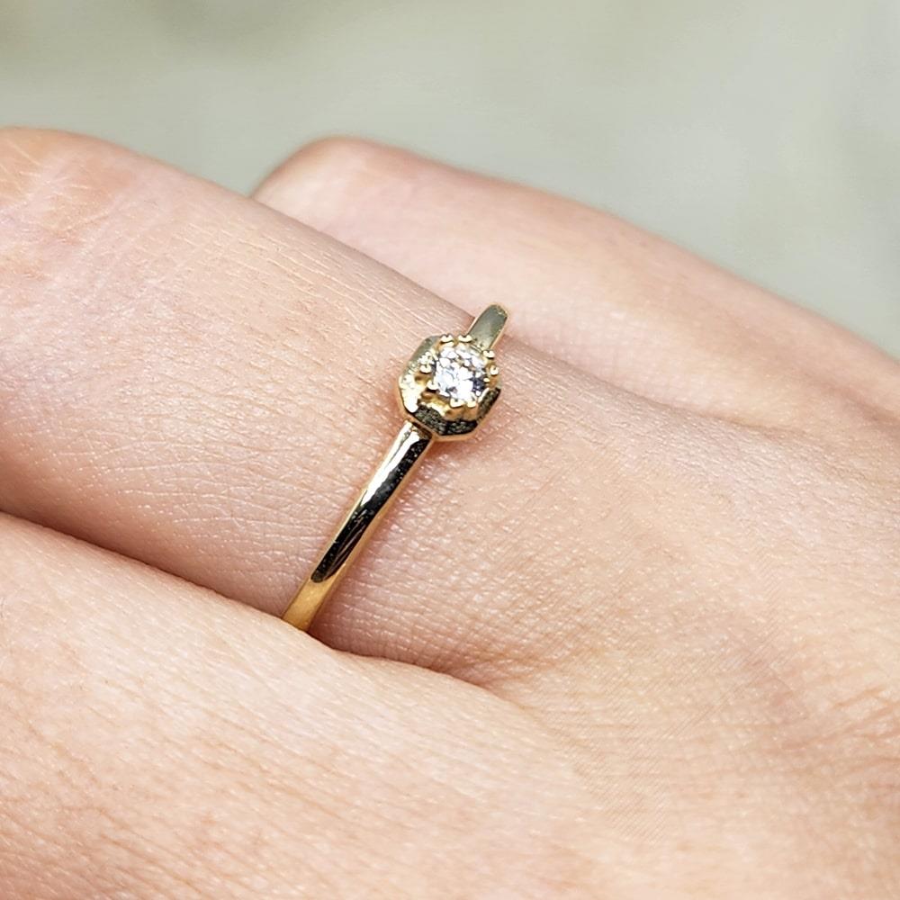 FasekGoldYÜZÜKLERTektaş Altın Yüzük - 14 Ayar Altın Swarovski Taşlı Minimal Tek Taş Yüzük - Hediyelik Tek Taş Yüzük