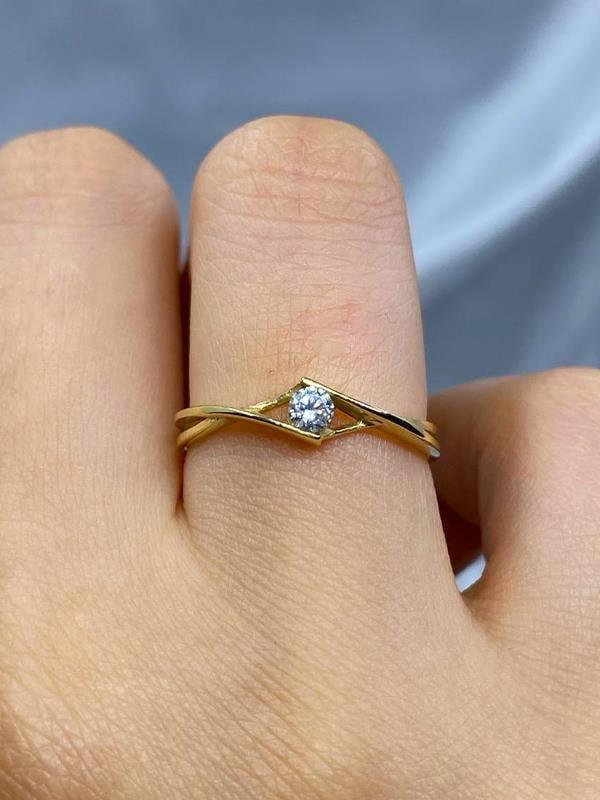 FasekGoldYÜZÜKLERTektaş Altın Yüzük - 8 Ayar Altın Sonsuzluk 0.50 Karat Swarovski Taşlı Minimal Tek Taş Yüzük