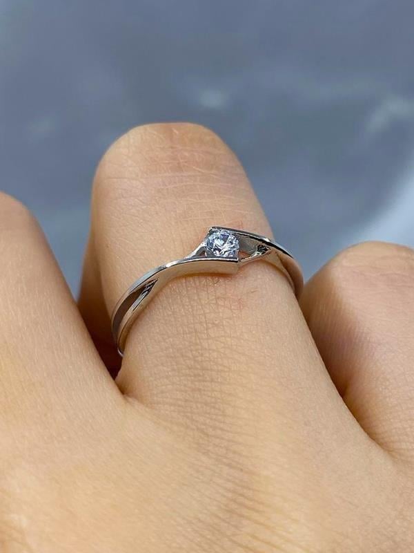 FasekGoldYÜZÜKLERTektaş Altın Yüzük - 8 Ayar Altın Sonsuzluk 0.50 Karat Swarovski Taşlı Minimal Tek Taş Yüzük