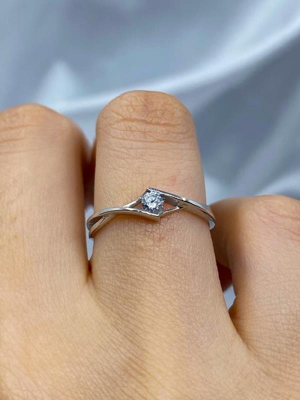 FasekGoldYÜZÜKLERTektaş Altın Yüzük - 8 Ayar Altın Sonsuzluk 0.50 Karat Swarovski Taşlı Minimal Tek Taş Yüzük
