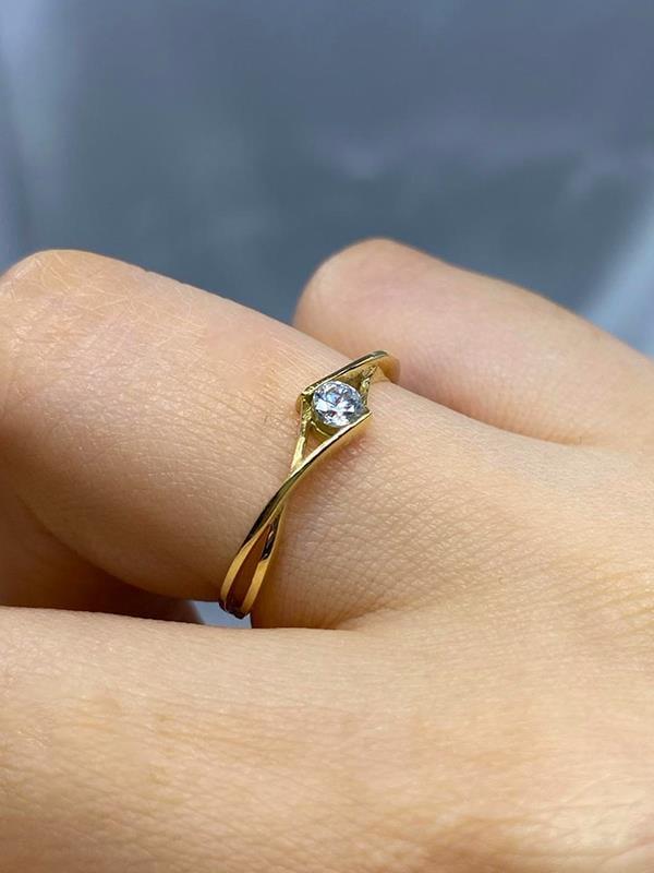 FasekGoldYÜZÜKLERTektaş Altın Yüzük - 8 Ayar Altın Sonsuzluk 0.50 Karat Swarovski Taşlı Minimal Tek Taş Yüzük