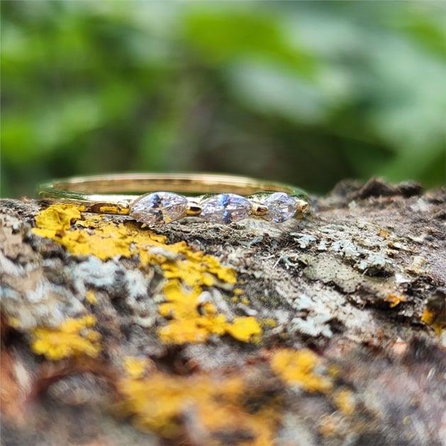 FasekGoldYÜZÜKLERTria Altın Yüzük - 14 Ayar Altın Mekik Swarovski Taşlı Minimal Yüzük - Hediyelik, Minimal Yüzük