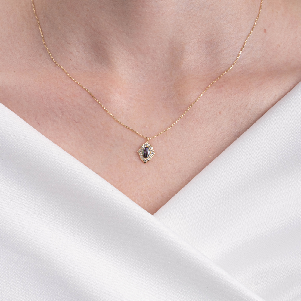 Fasek GoldKOLYELERVintage Mistik Topaz Taşlı Minimal Tarz Tasarım 14 Ayar Doğal Taşlı Altın Kolye