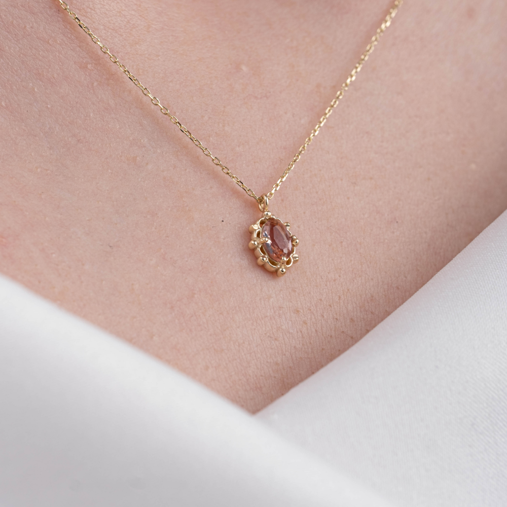 Fasek GoldKOLYELERVintage Tasarım Zultanit (Renk Değiştiren) Taşlı Minimal 14 Ayar Altın Kolye