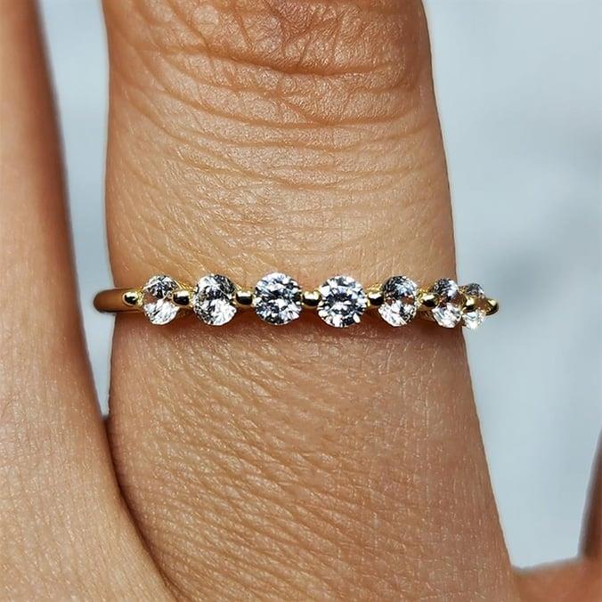 FasekGoldYÜZÜKLERYarım Tur Altın Yüzük - 14 Ayar Altın Yedi Taş Swarovski Taşlı Yarım Tur Minimal Kadın Sarı Yüzük