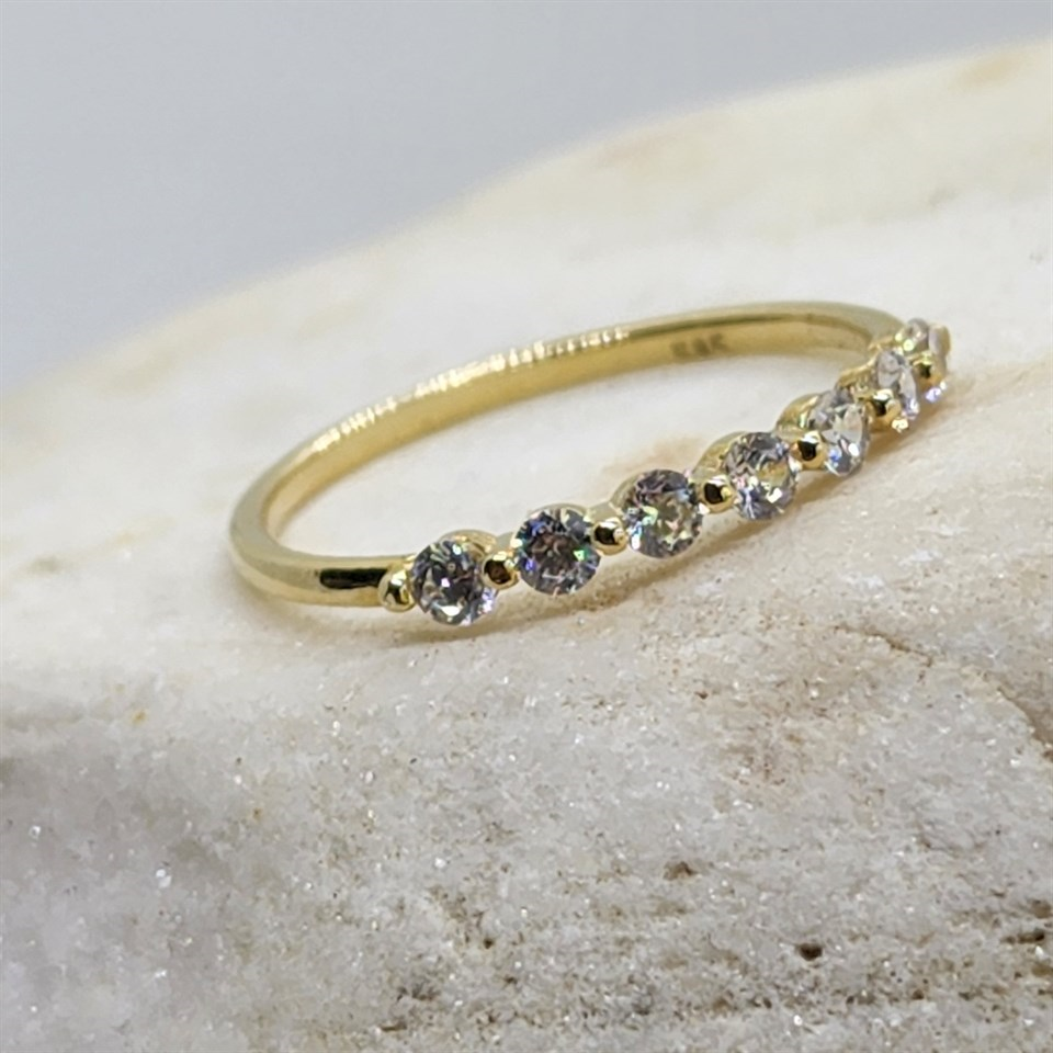 FasekGoldYÜZÜKLERYarım Tur Altın Yüzük - 14 Ayar Altın Yedi Taş Swarovski Taşlı Yarım Tur Minimal Kadın Sarı Yüzük