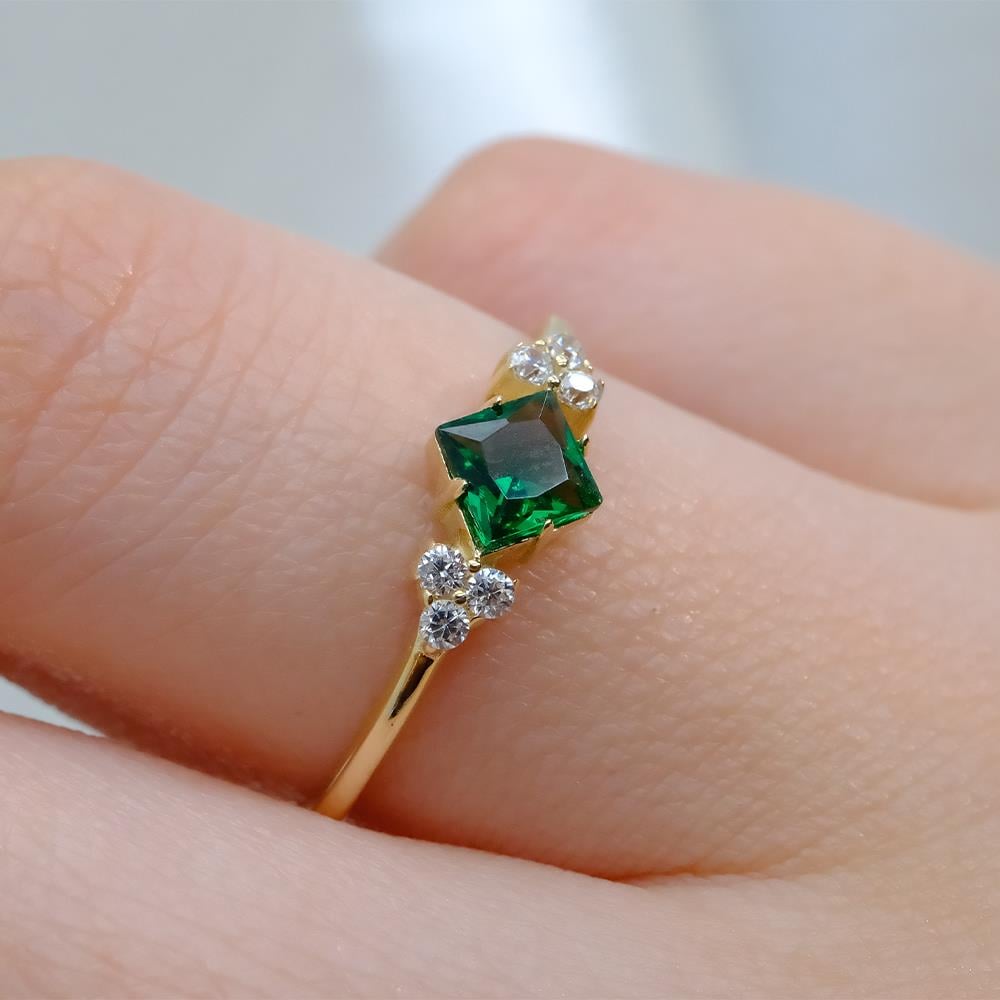 FasekGoldGÜMÜŞZümrüt(Yeşim Taşı)Carolin Alyans Yüzük-0.40Ct Nano Safir Evlilik Teklifi 925 Ayar Hediye Gümüş Yüzük