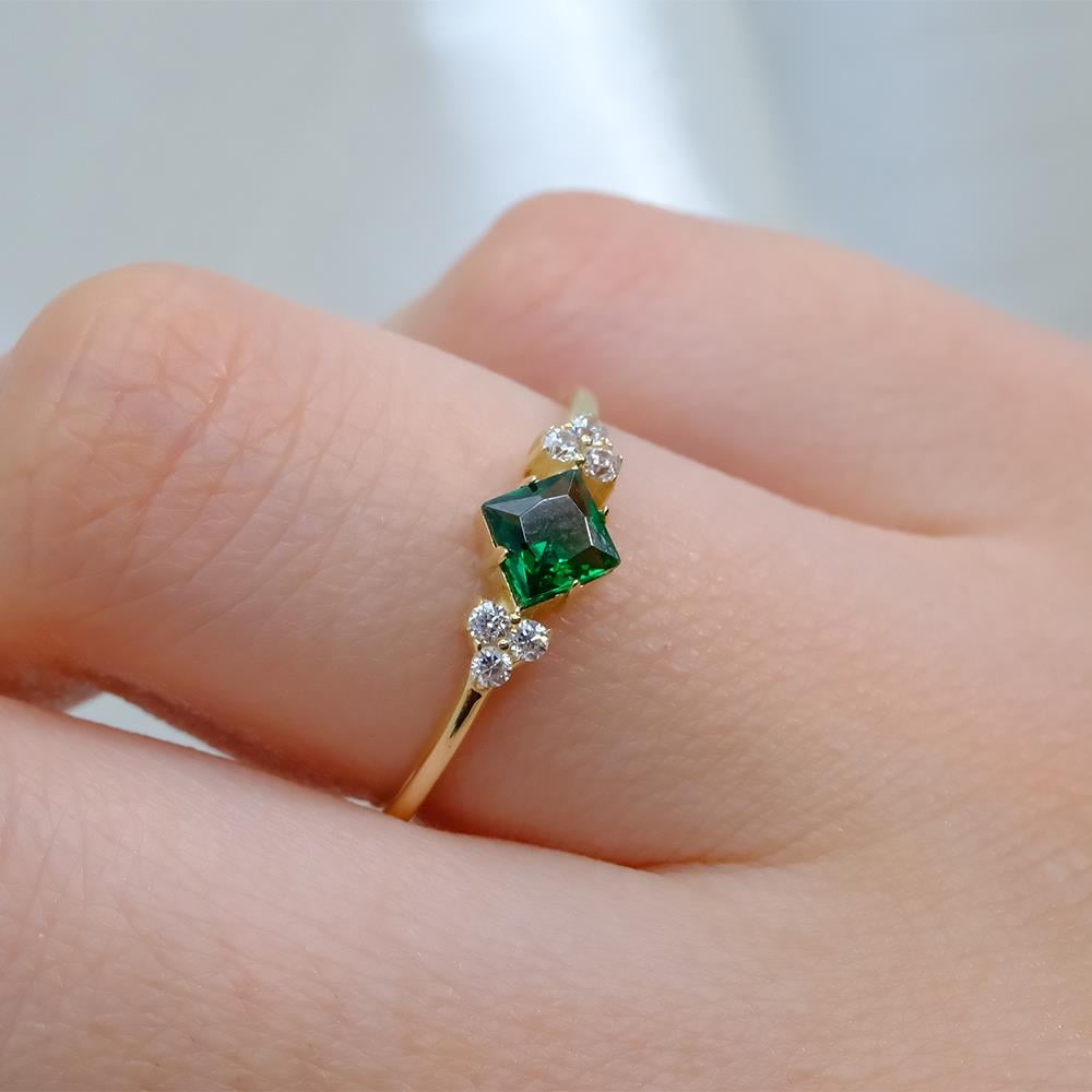 FasekGoldGÜMÜŞZümrüt(Yeşim Taşı)Carolin Alyans Yüzük-0.40Ct Nano Safir Evlilik Teklifi 925 Ayar Hediye Gümüş Yüzük