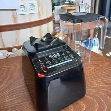 2. El Blendtec - Designer 650 Blender,3 hp,1560W,WildSide+ - D650D0501A1A-EUA1AP1