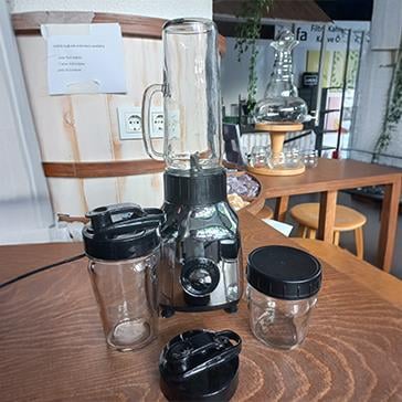 2. Tribest - Cam Personal Blender,0,67 hp,500W,600-400-200 ml Kap - PBG-5050-C