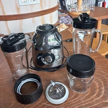 2. Tribest - Cam Personal Blender,0,67 hp,500W,600-400-200 ml Kap - PBG-5050-C