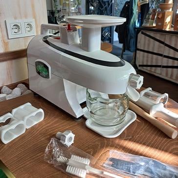 2. El Tribest - Greenstar Elite Soğuk Sıkım Meyve ve Sebze Sıkacağı - GSE-5000-F-Beyaz