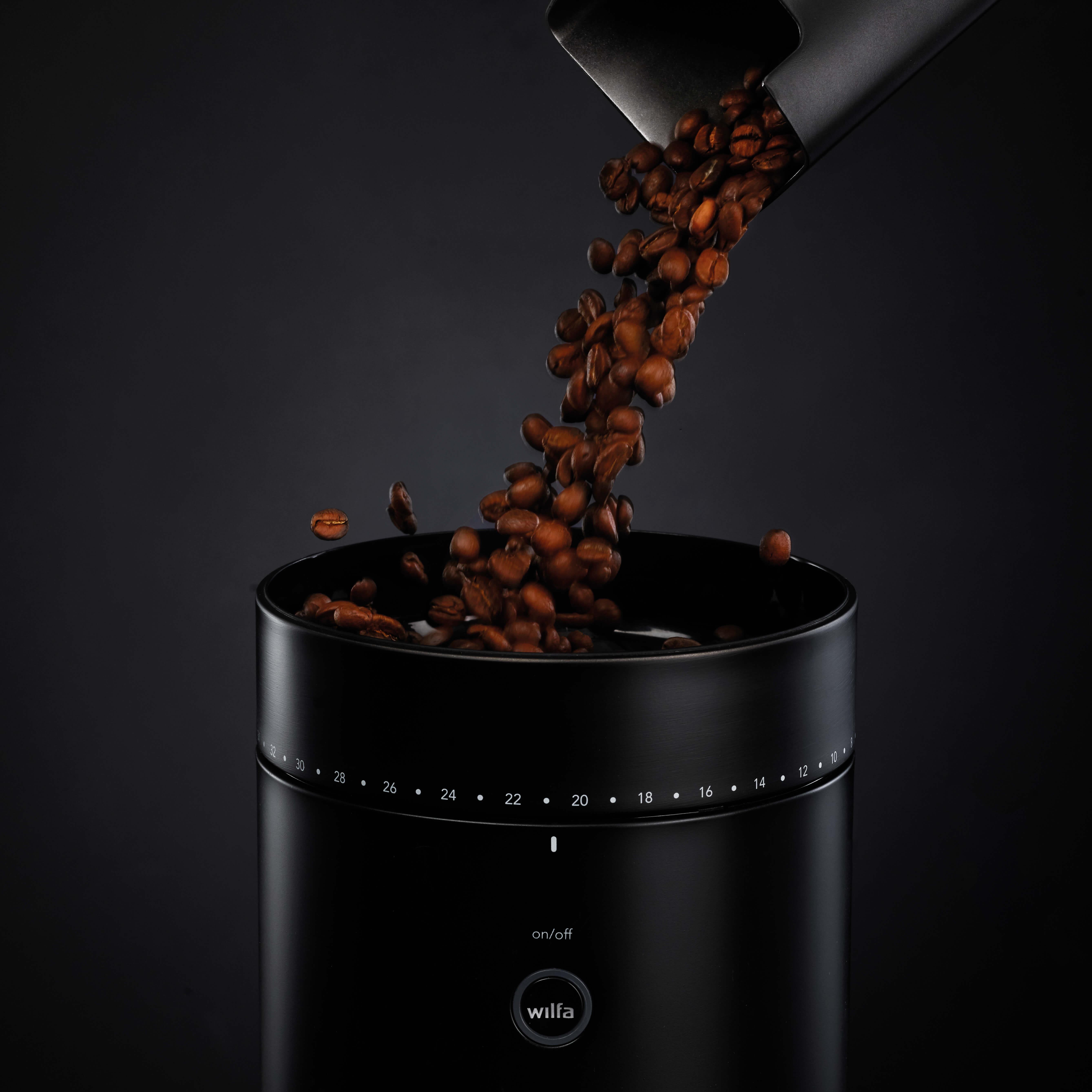 Wilfa - Uniform+ 58mm Flat Dişli Tartılı Kahve Öğütücü - Siyah - WSFBS-200B