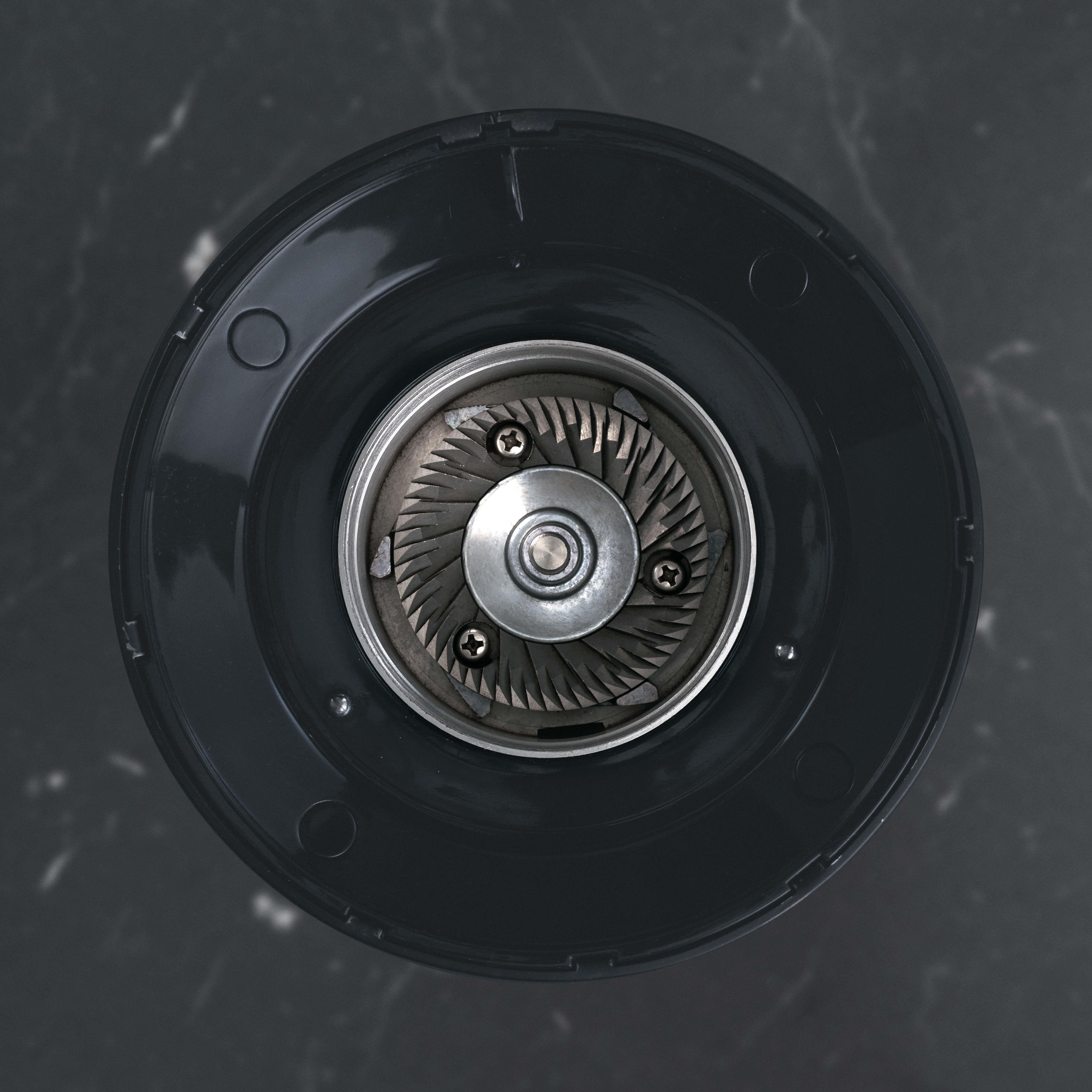 Wilfa - Uniform+ 58mm Flat Dişli Tartılı Kahve Öğütücü - Siyah - WSFBS-200B