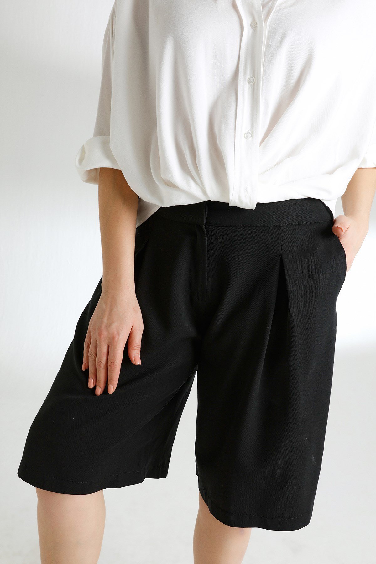 Gia Short Black-Modalody-Shorts