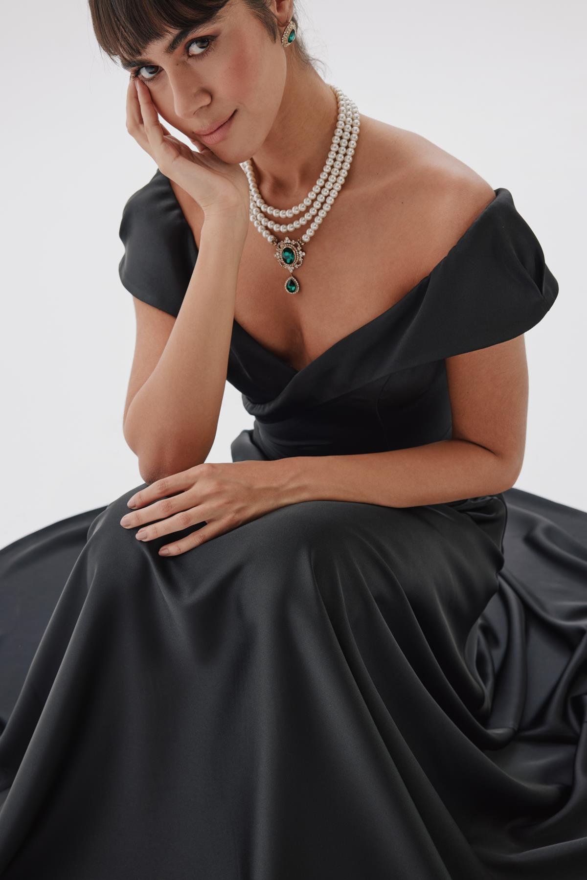 Lydia Dress Black-Modalody-Plus Size Evening Gowns