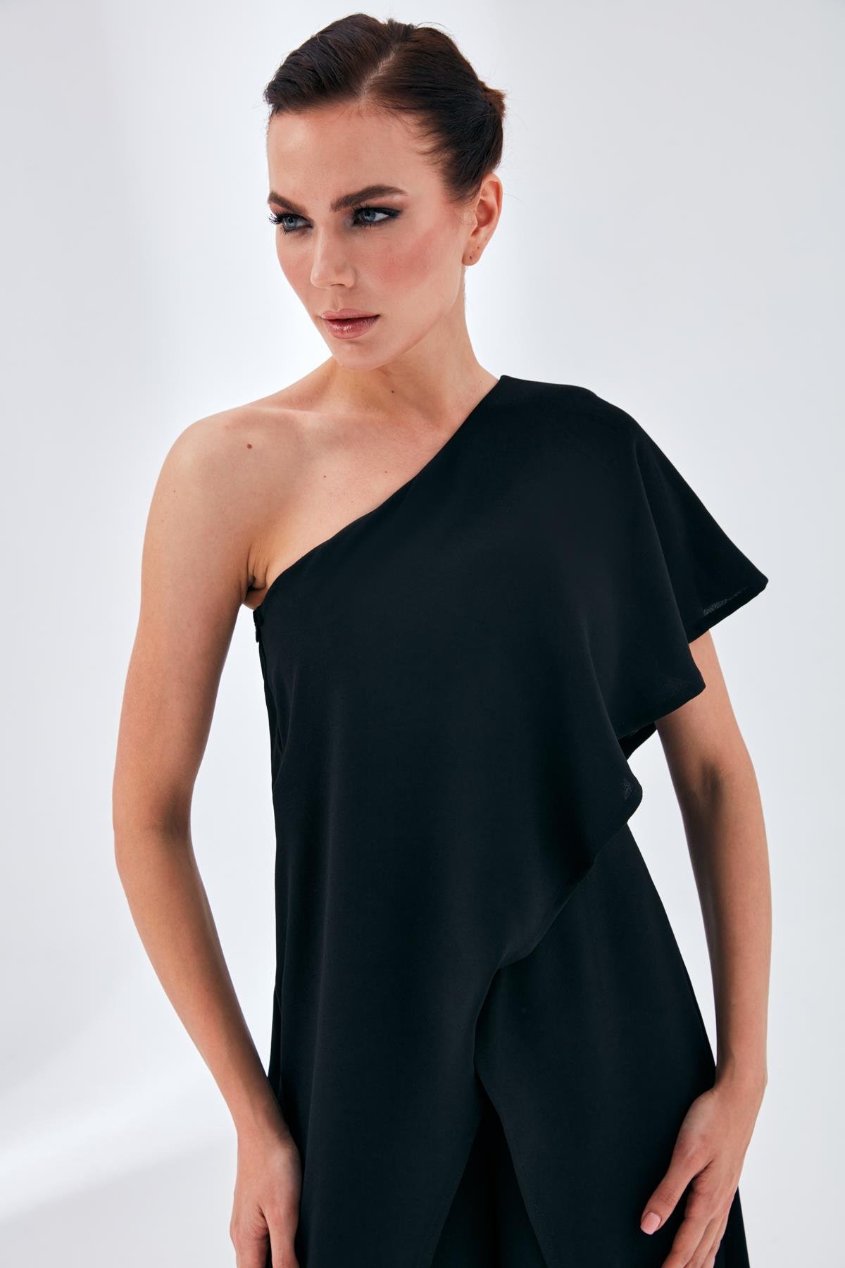 Melisa Jumpsuit Black-Modalogy-Plus Size Evening Gowns