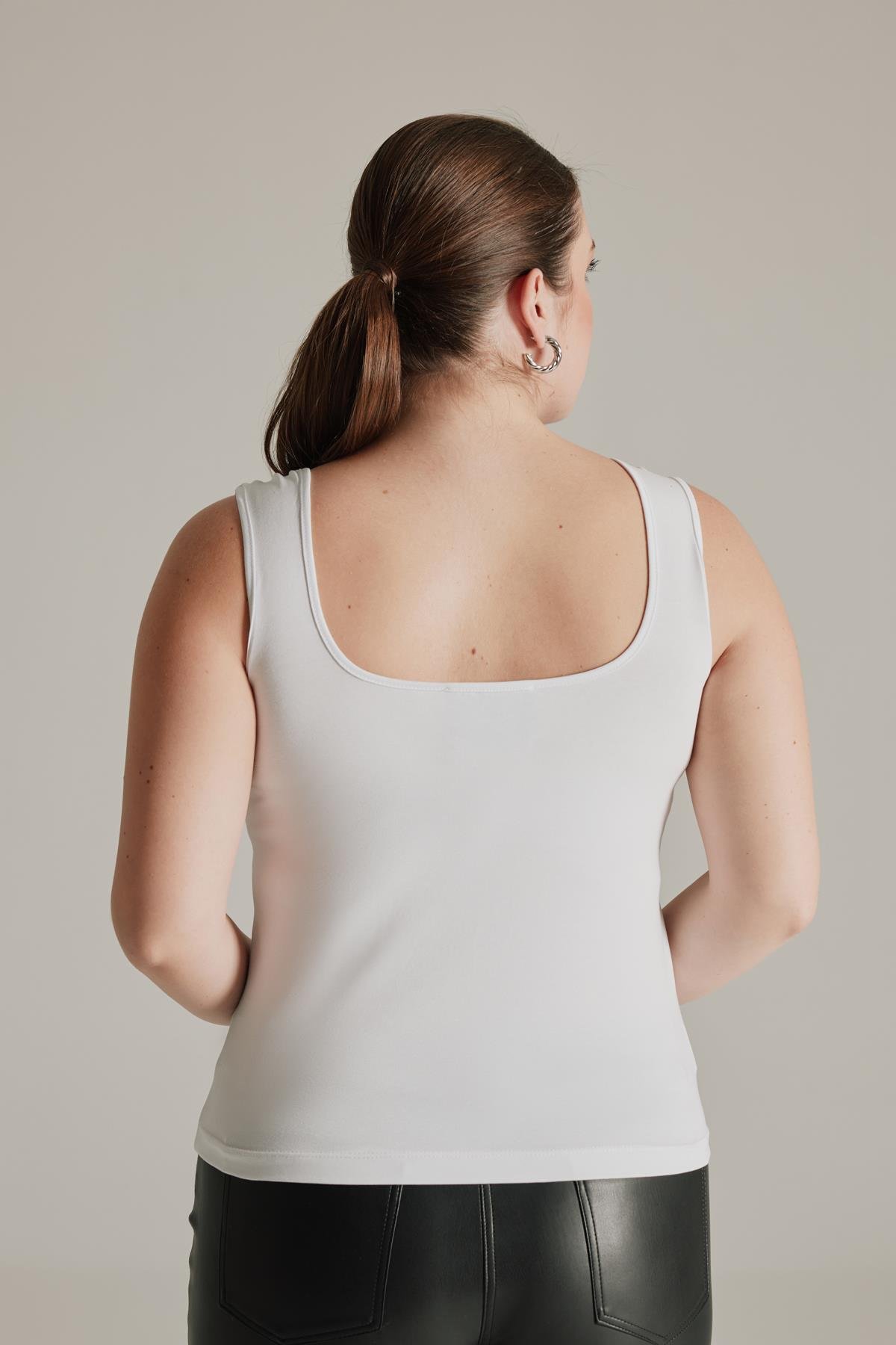 Studio Beyaz Logolu Atlet-Modalody-Tişört