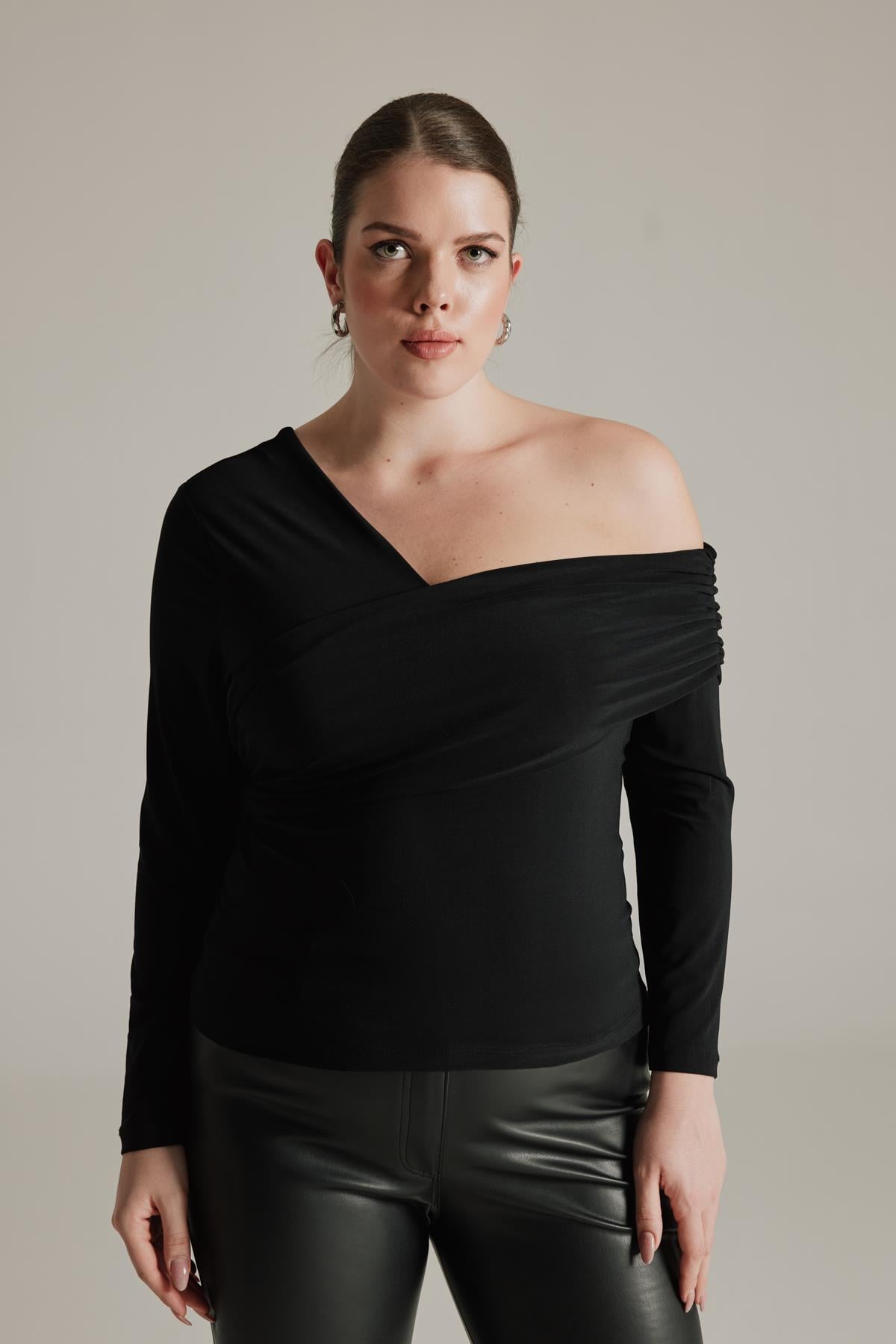 Studio Draped Blouse Black-Modalogy-Blouse