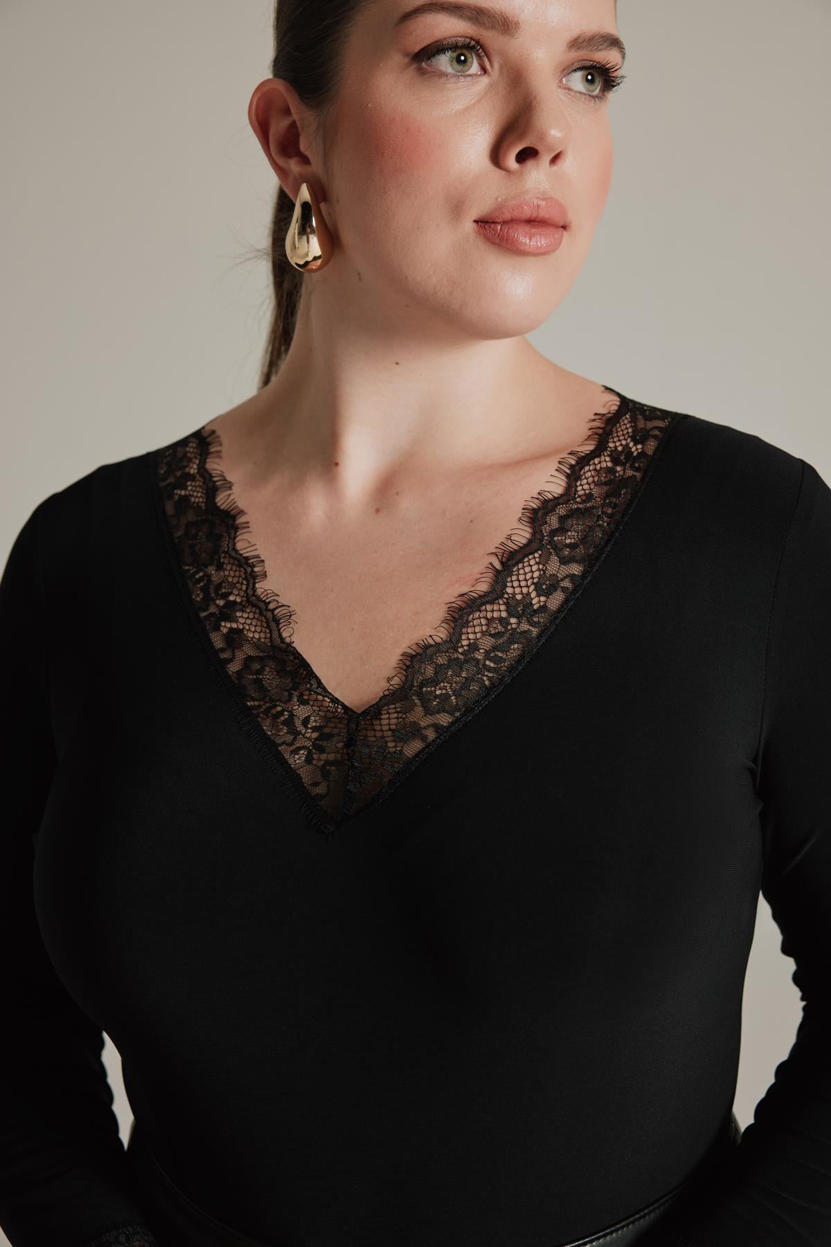 Studio Lace Blouse Black-Modalogy-Blouse