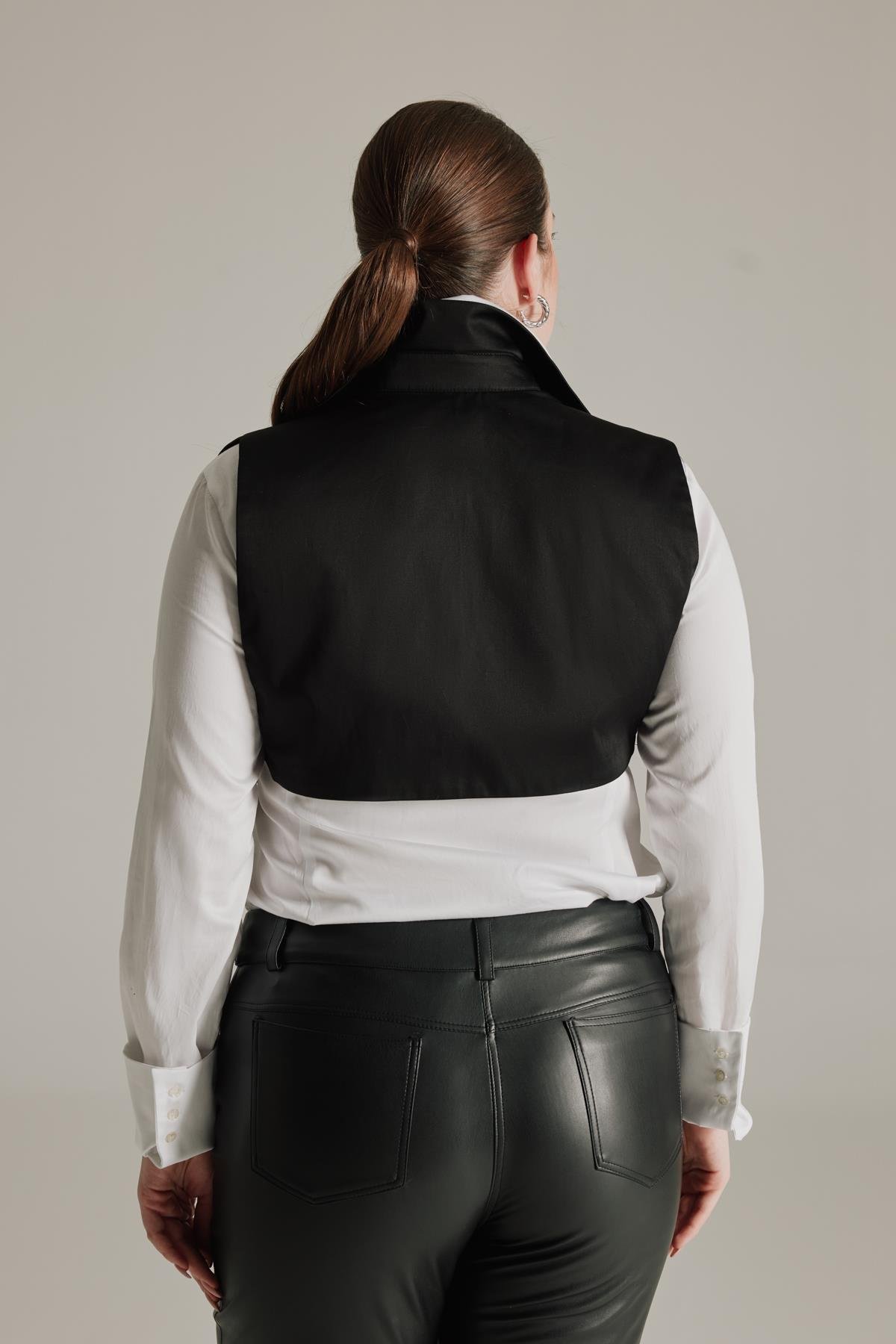 Studio Kroko Vest-Modalody- Vest