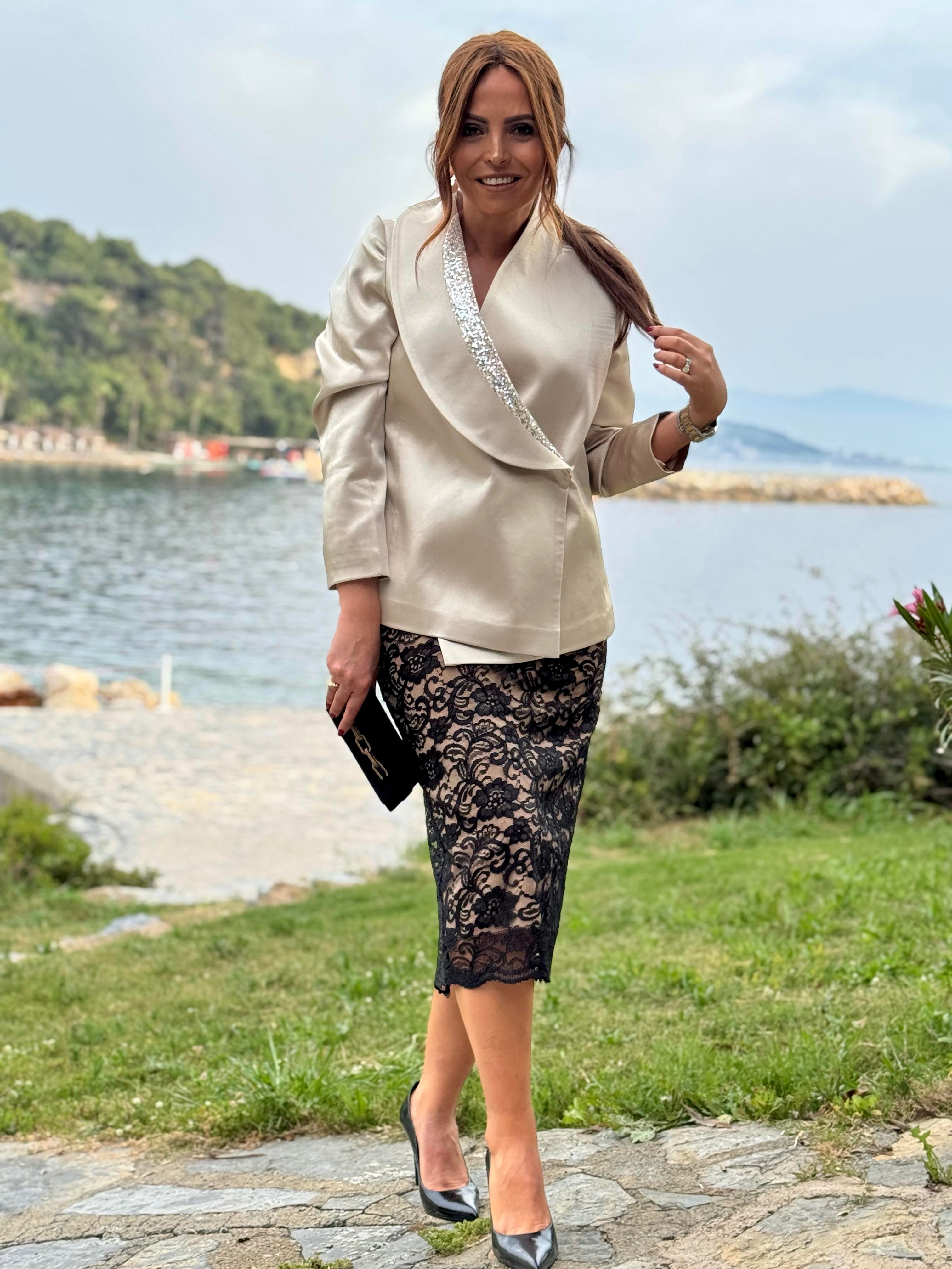 Tulipa Jacket Gold-Modalody-Plus Size Jackets