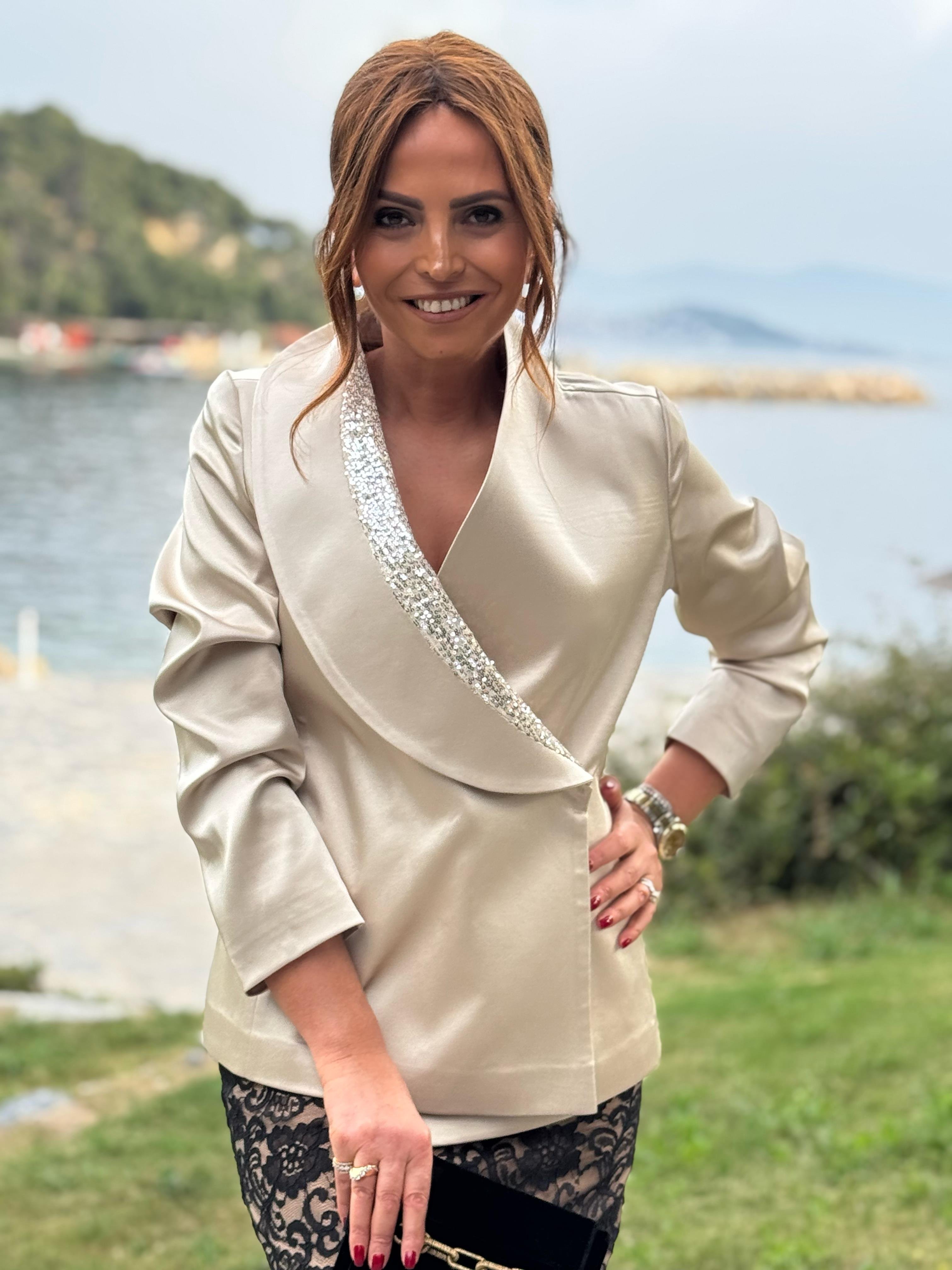 Tulipa Jacket Gold-Modalody-Plus Size Jackets