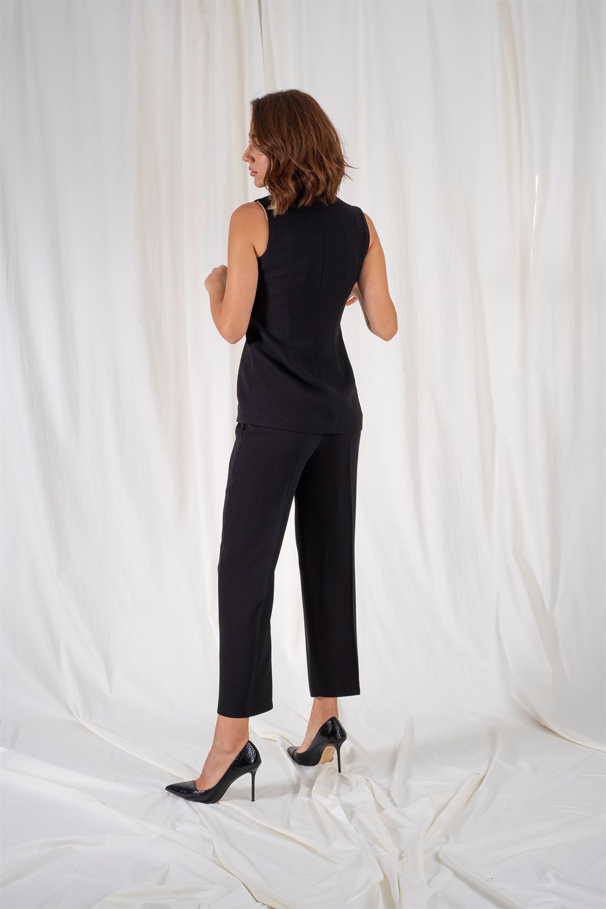 Vesto Yelek Siyah,  siyeh yelek, asimetrik yelek, ceket